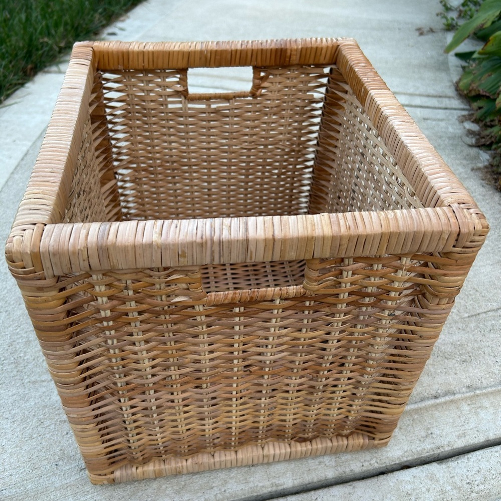 Natural Woven Wicker Storage Basket
